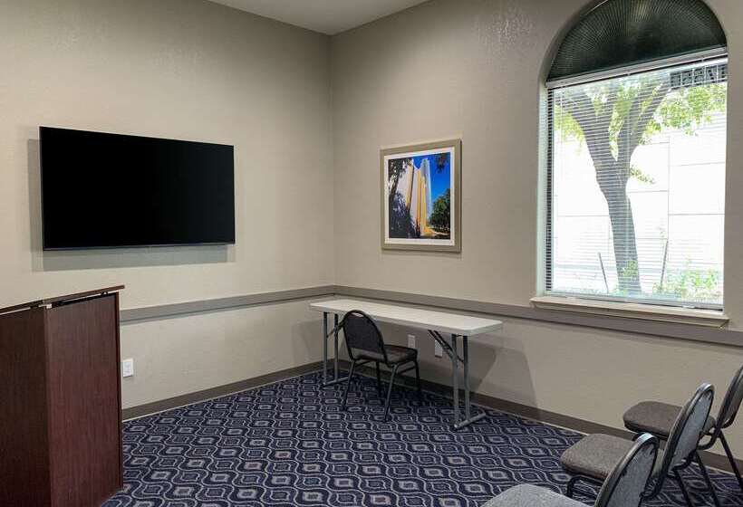 هتل Quality Suites Houston Nw Cyfair