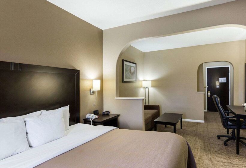 Hotel Quality Suites Houston Nw Cyfair