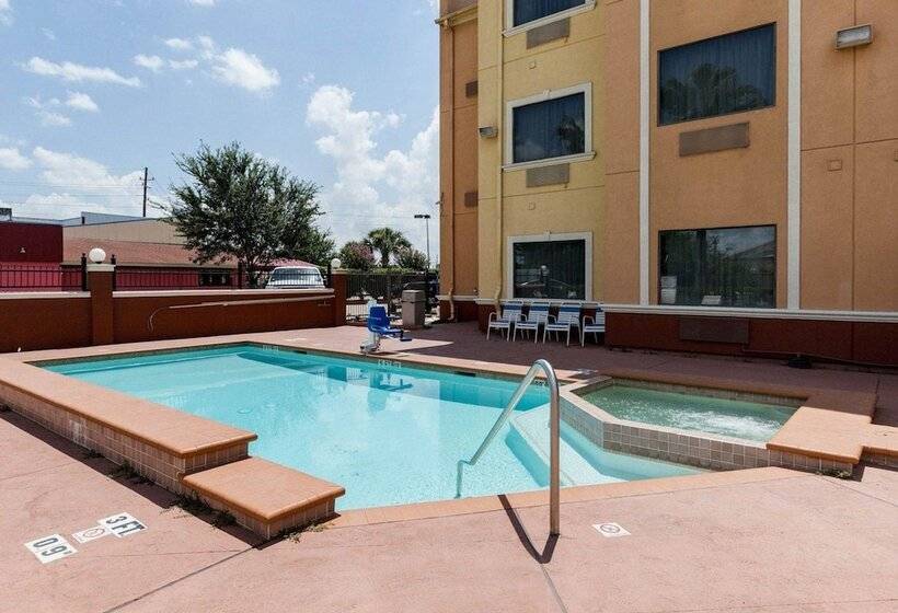 هتل Quality Suites Houston Nw Cyfair