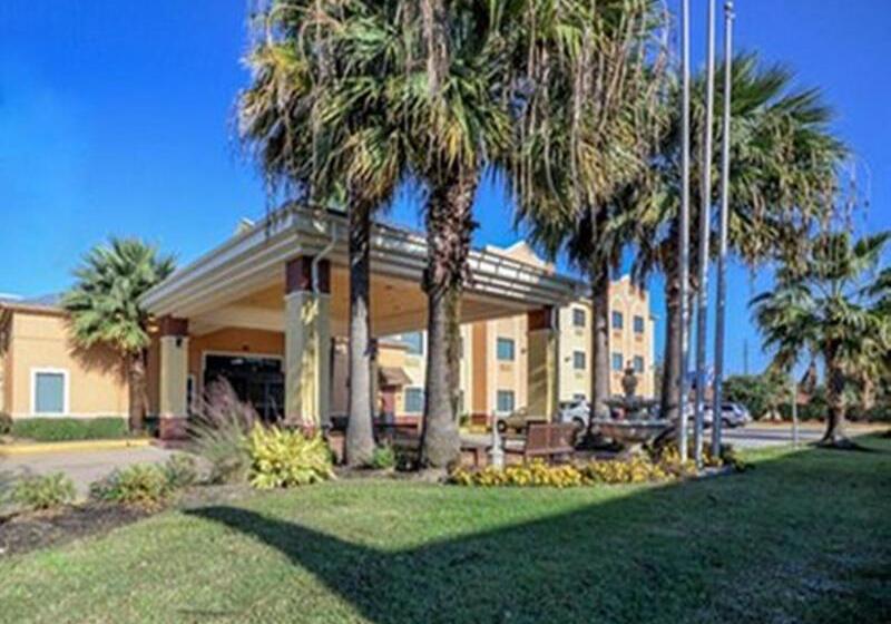 هتل Quality Suites Houston Nw Cyfair