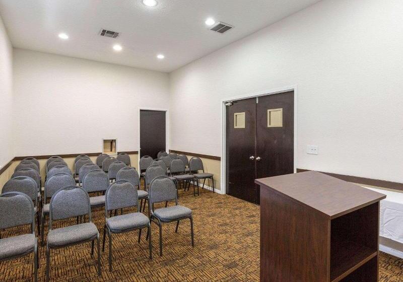 هتل Quality Suites Houston Nw Cyfair