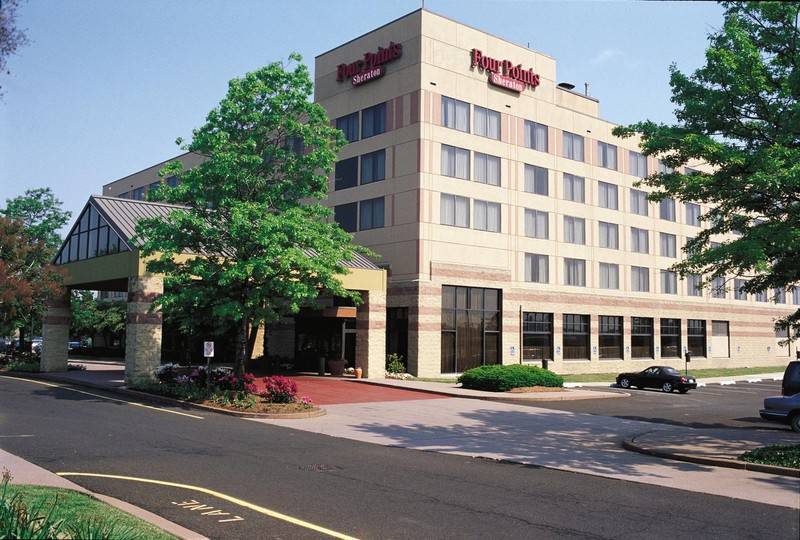 هتل Sheraton Suites Philadelphia Airport