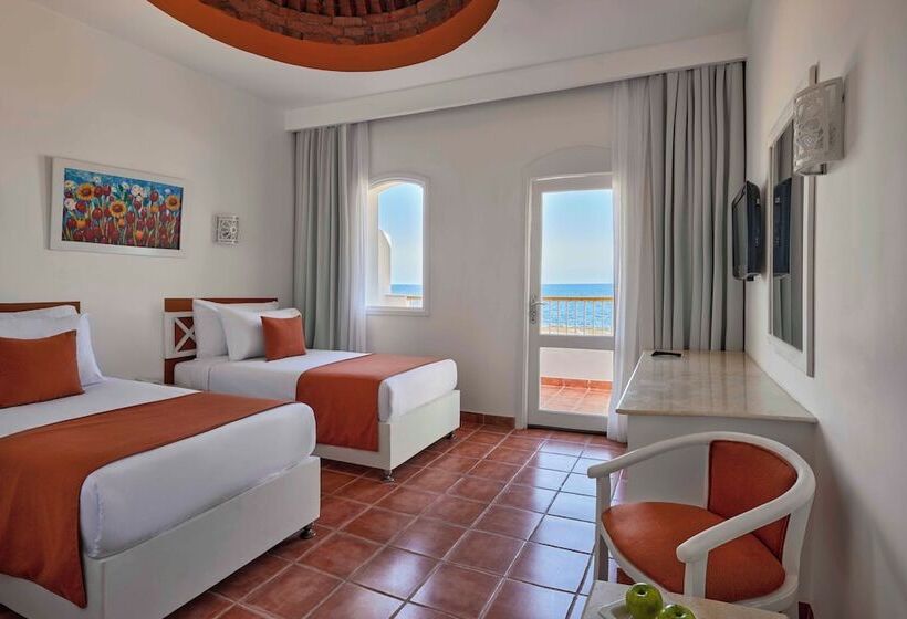 هتل Jaz Neo Reef Marsa