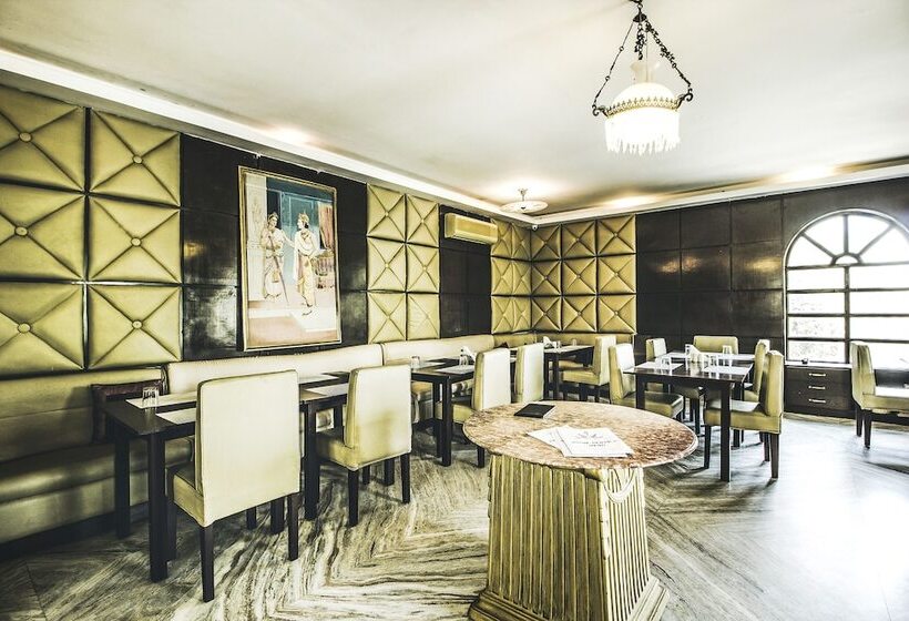 Fotos del hotel Sugan Niwas Palace:  9