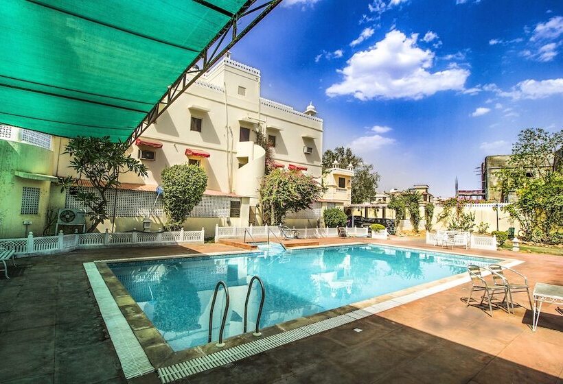 호텔 Sugan Niwas Palace