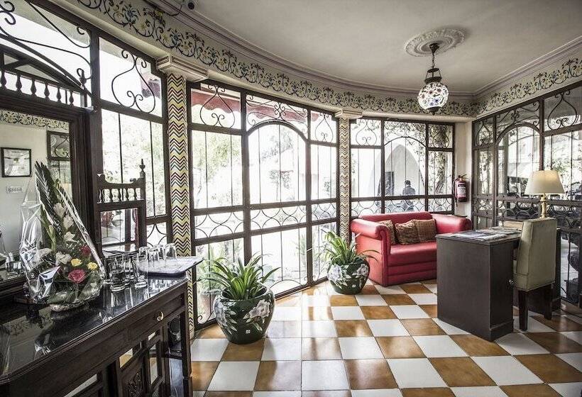 Fotos del hotel Sugan Niwas Palace:  20