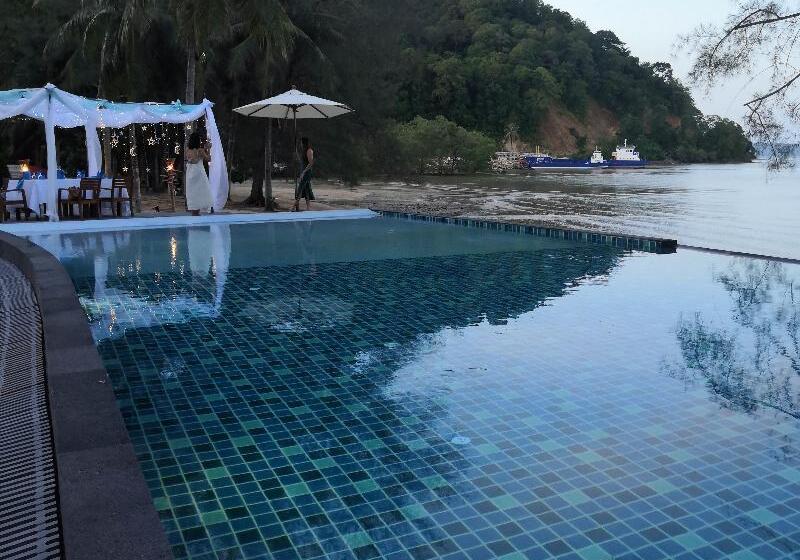 هتل Supalai Scenic Bay Resort And Spa