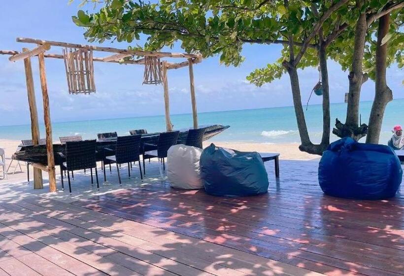 בית מלון כפרי Supar Royal Beach