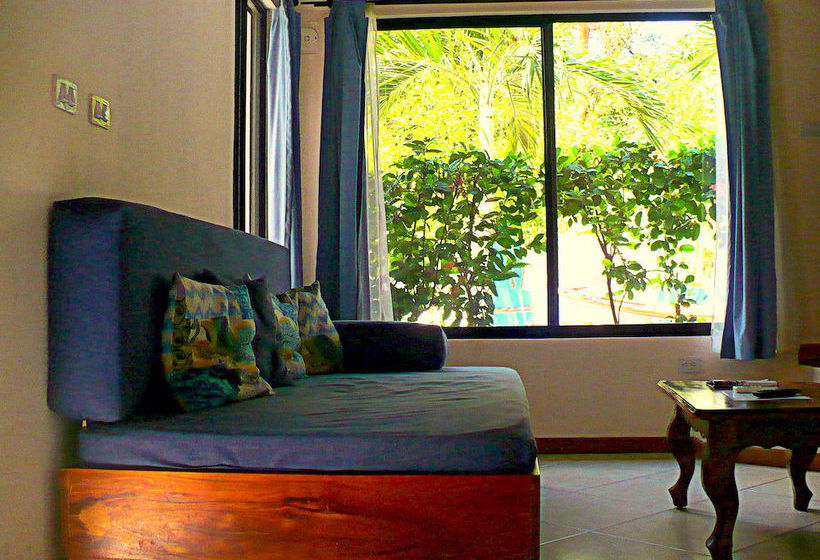 ホテル Tamarindo Blue Apartments