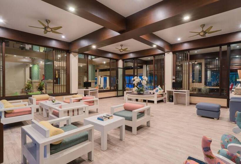 هتل The Briza Beach Resort, Khao Lak Sha Extra Plus