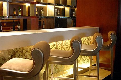 Fotos del hotel Titan Times:  32