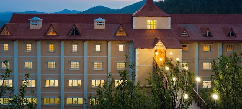 فندق Toshali Royal View Resort