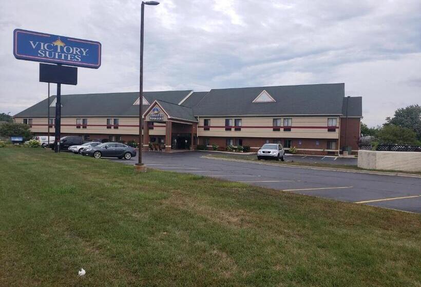 هتل A Victory Suites Warren