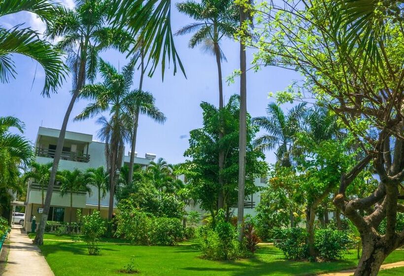 استراحتگاه Negril Beach Club