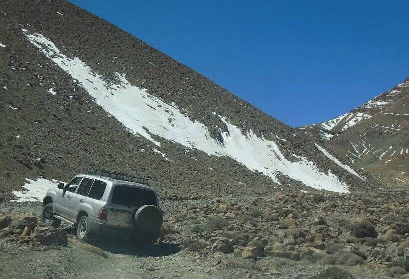 تختخواب و صبحانه Kasbah Du Peintre