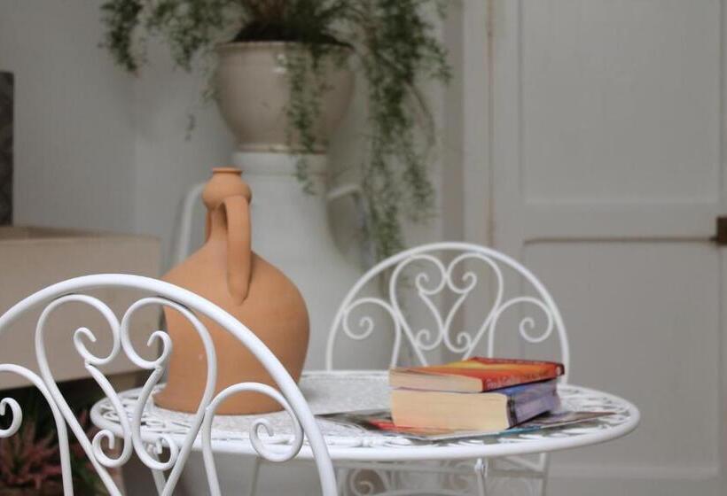 تختخواب و صبحانه Palmieri Luxury Rooms