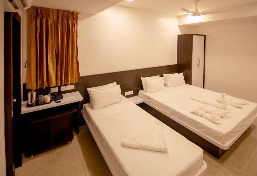 هتل Gopuram Residency