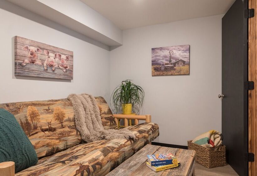 בית מלון כפרי Mad River Lodge