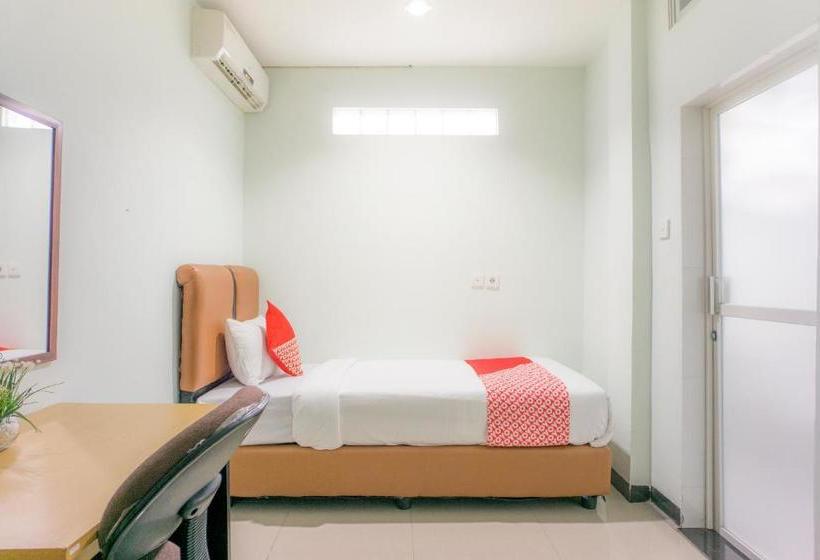 בית מלון כפרי Oyo 2626 Syariah Harmoni Residence