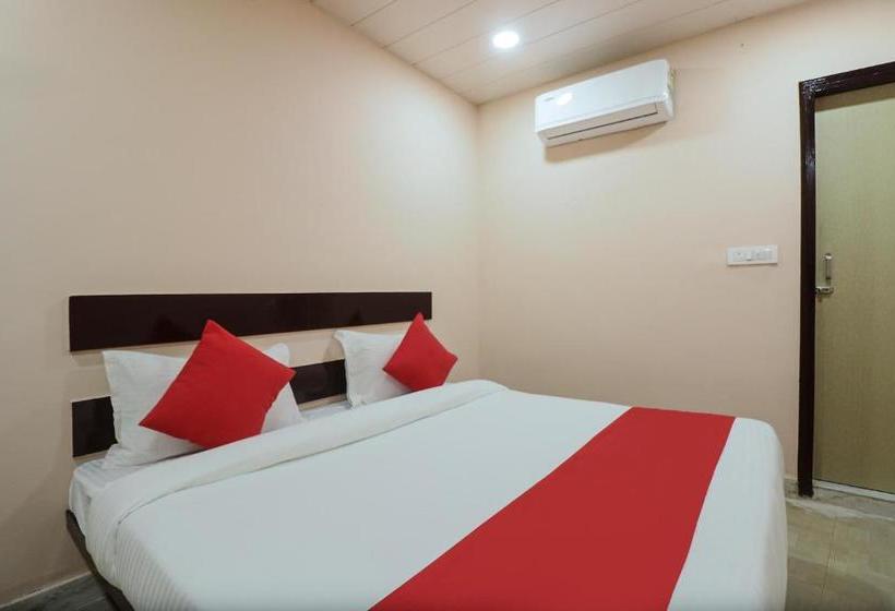 Hotel Oyo 62176 Delight Stay