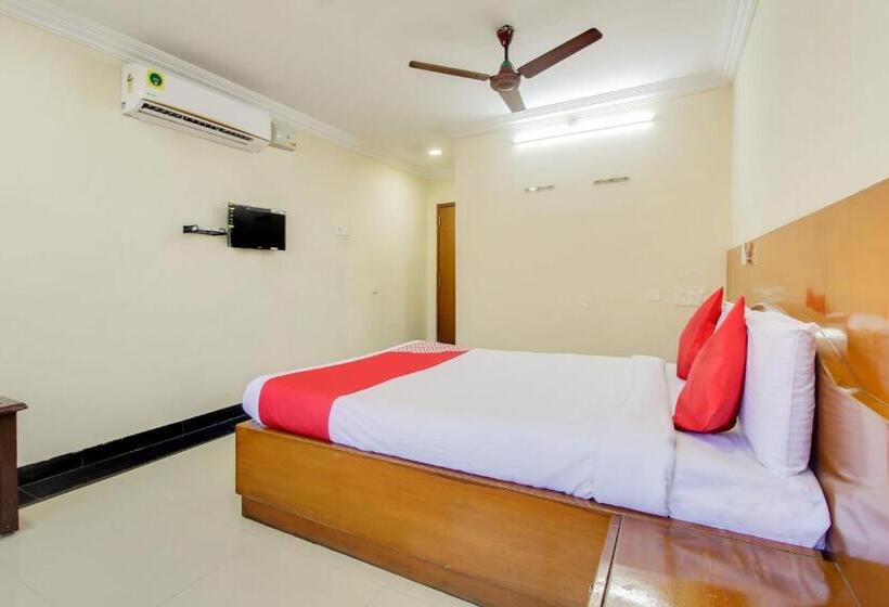 هتل O Srinivasa Residency