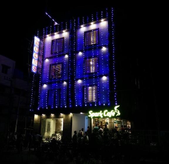 هتل Spark Residency