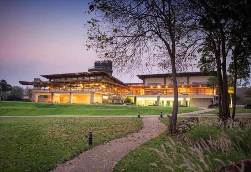 Mountain Creek Golf Resort & Residences