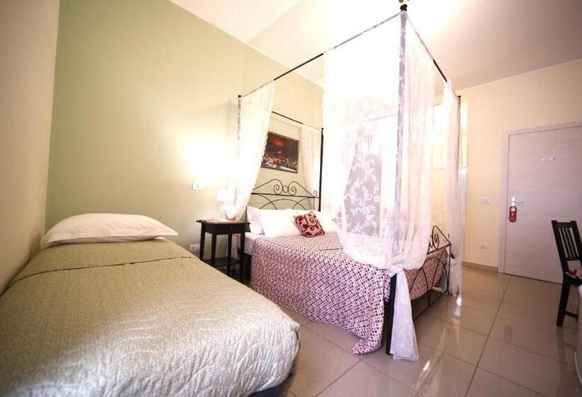 تختخواب و صبحانه Al Quadrato D Oro Rooms
