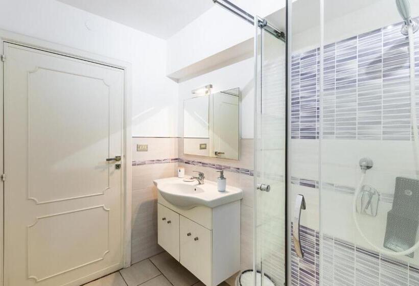 تختخواب و صبحانه Le Torrette Rooms And Apartments