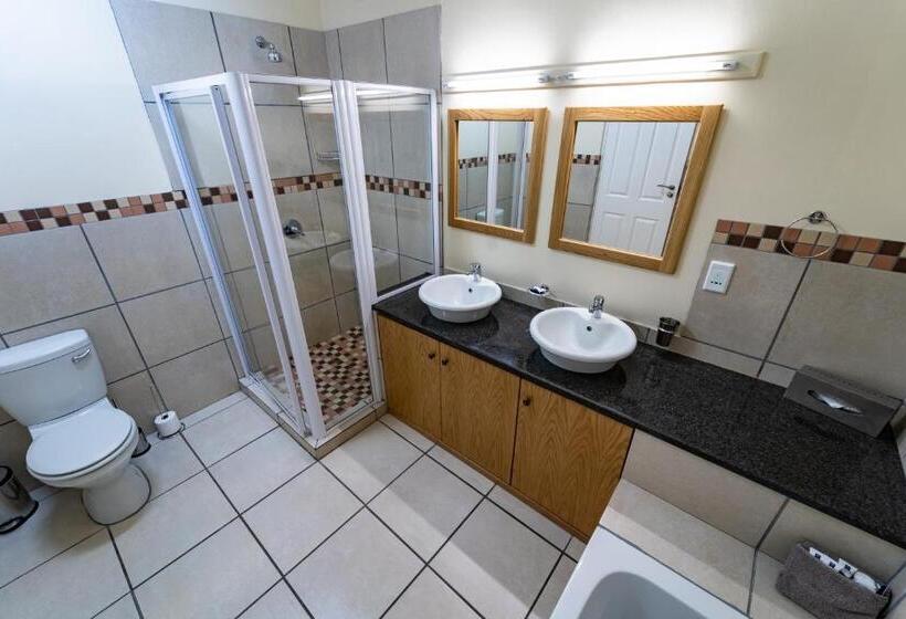 Gooderson Drakensberg Gardens Golf & Spa Resort