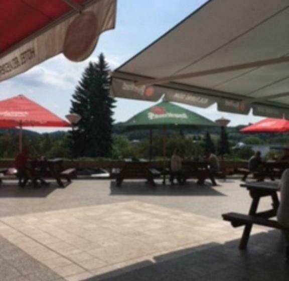 בית מלון כפרי Belvedere Příbram