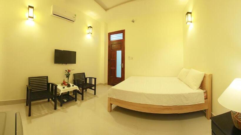 هتل Sunrise Homestay