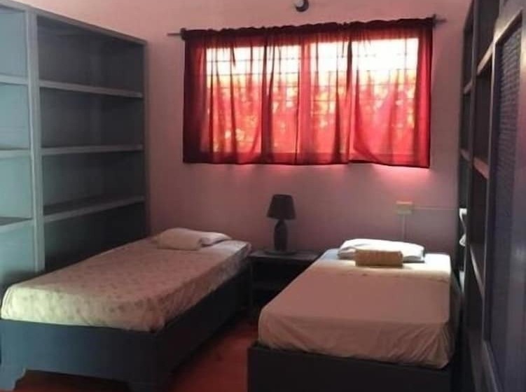 Il Triangolo Hostel