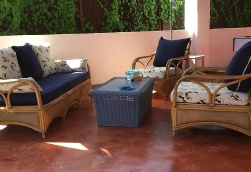 Il Triangolo Hostel