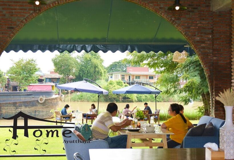 پانسیون Home Ayutthaya