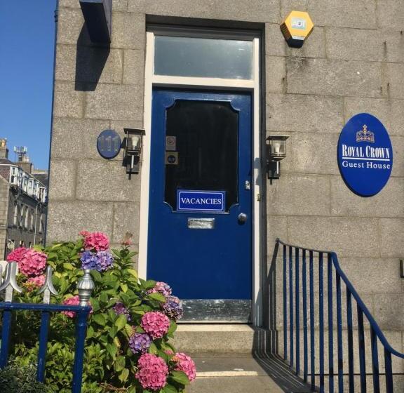 پانسیون The Royal Crown Guest House