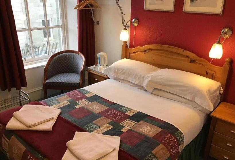 پانسیون The Royal Crown Guest House
