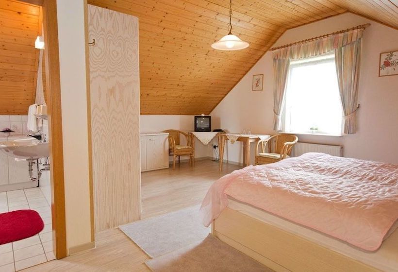 Пансион Landgasthof Wickert Familie Adams