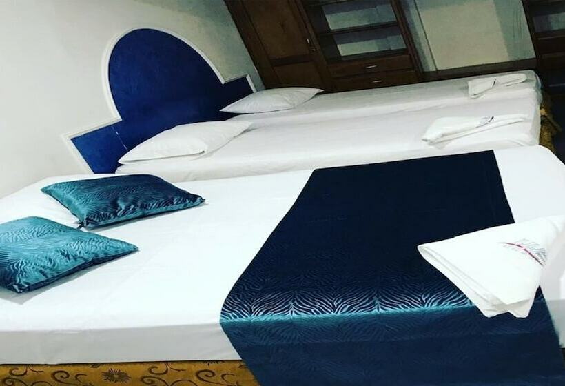 Island House Hotels