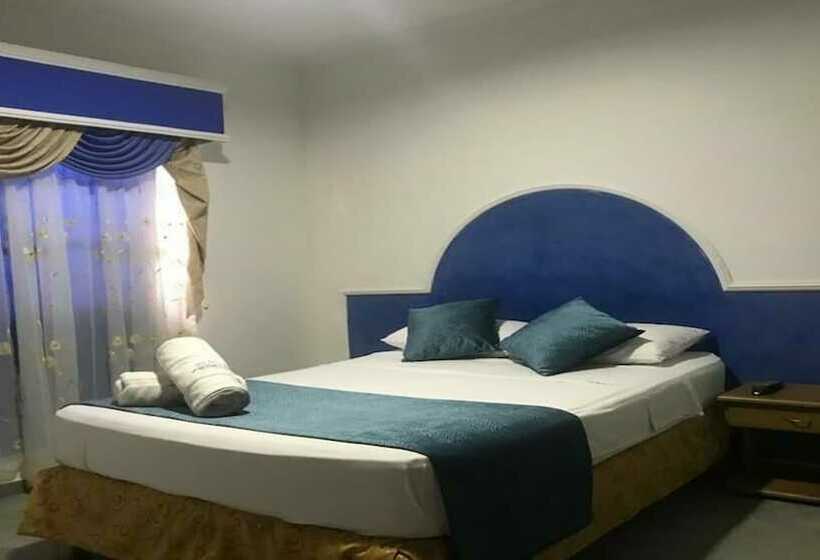 Island House Hotels