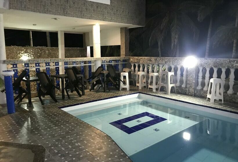 Island House Hotels