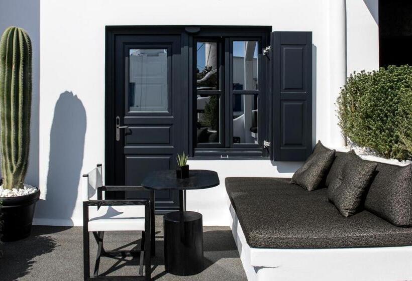 هتل She Mykonos Boutique