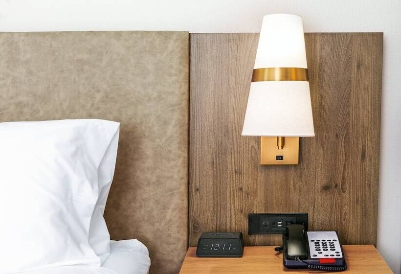 هتل Staybridge Suites Portland, An Ihg