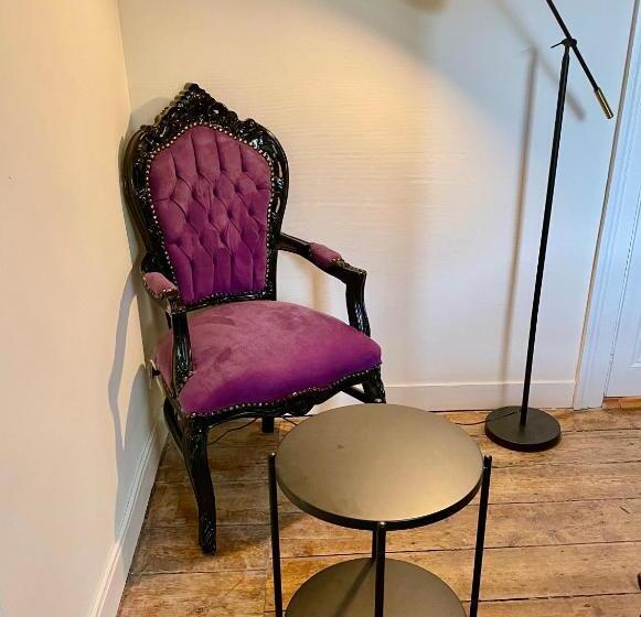 مبيت وإفطار Aux Jolies Sources