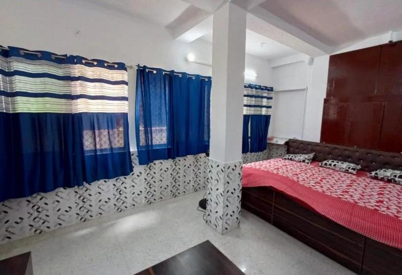 هتل Chinta Haran Rest House