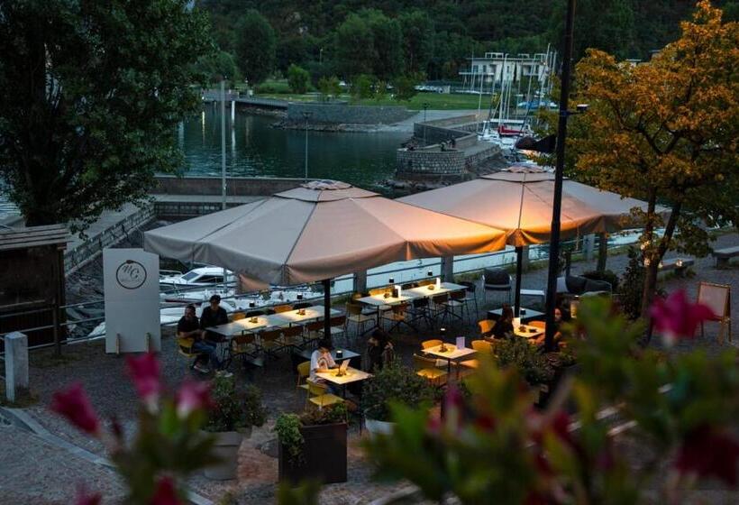 هتل Luxury Suites Rocopom   Lake Front