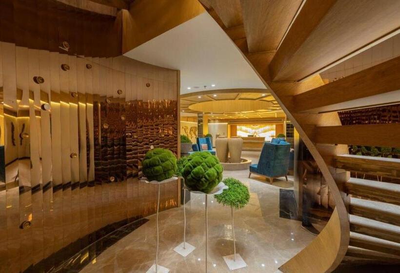 Отель Sarovar Portico Morbi