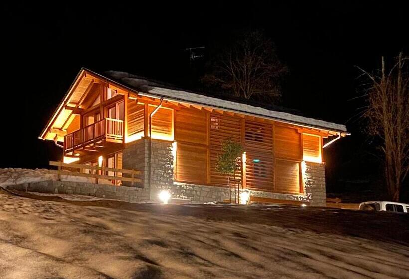 B & B Chalet Plan