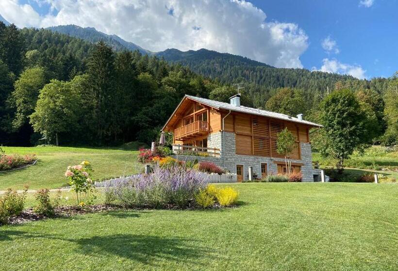 B & B Chalet Plan