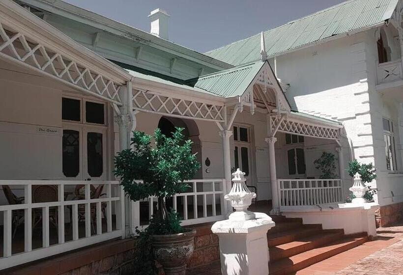 تختخواب و صبحانه Fountain Villa